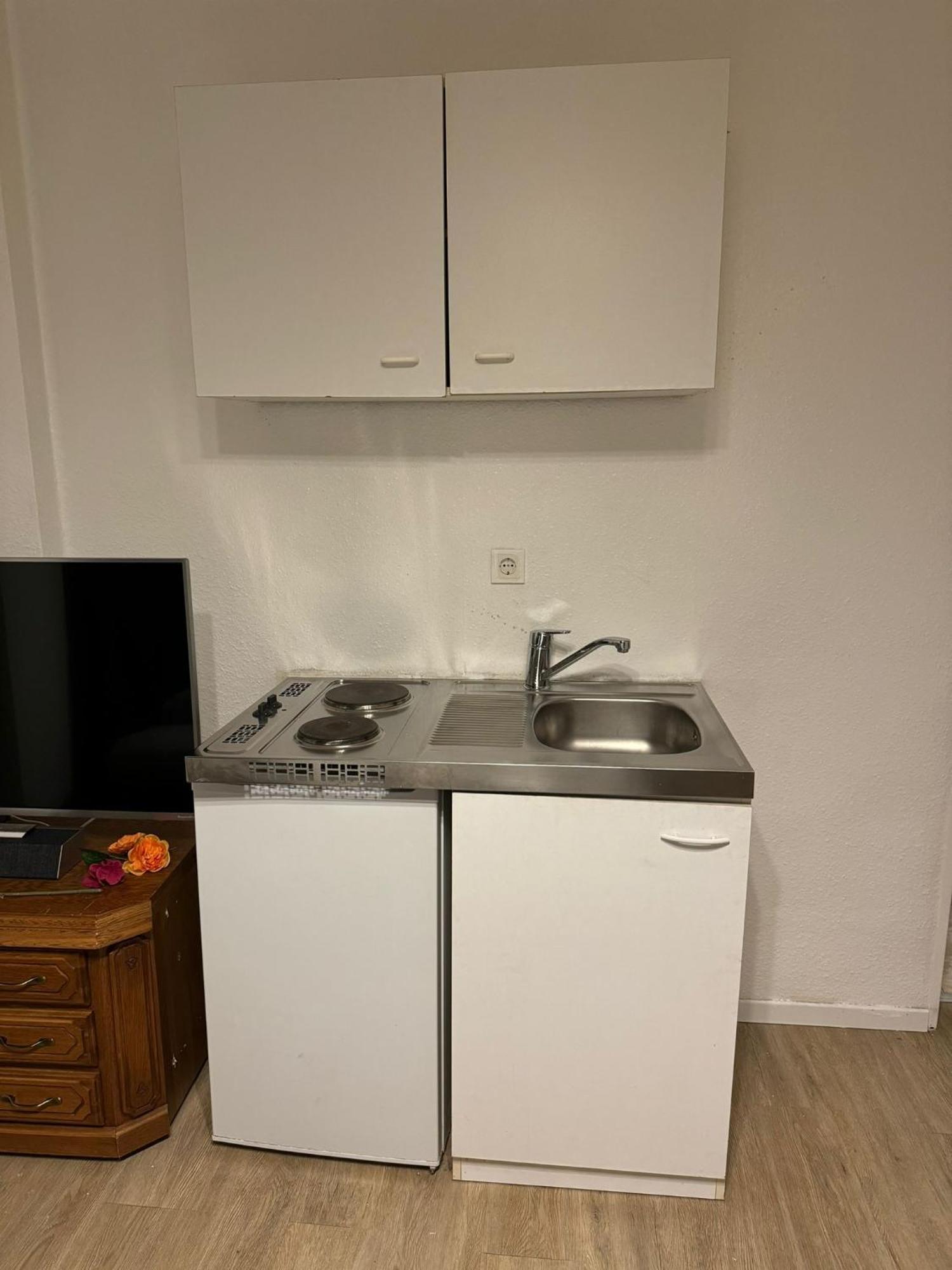 Moebliertes Zimmer Mit Tv, Internet & Kompletter Ausstattung In Bonn-Mehlem מראה חיצוני תמונה